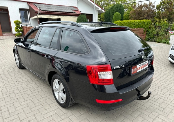 Skoda Octavia cena 36800 przebieg: 239000, rok produkcji 2014 z Grudziądz małe 667